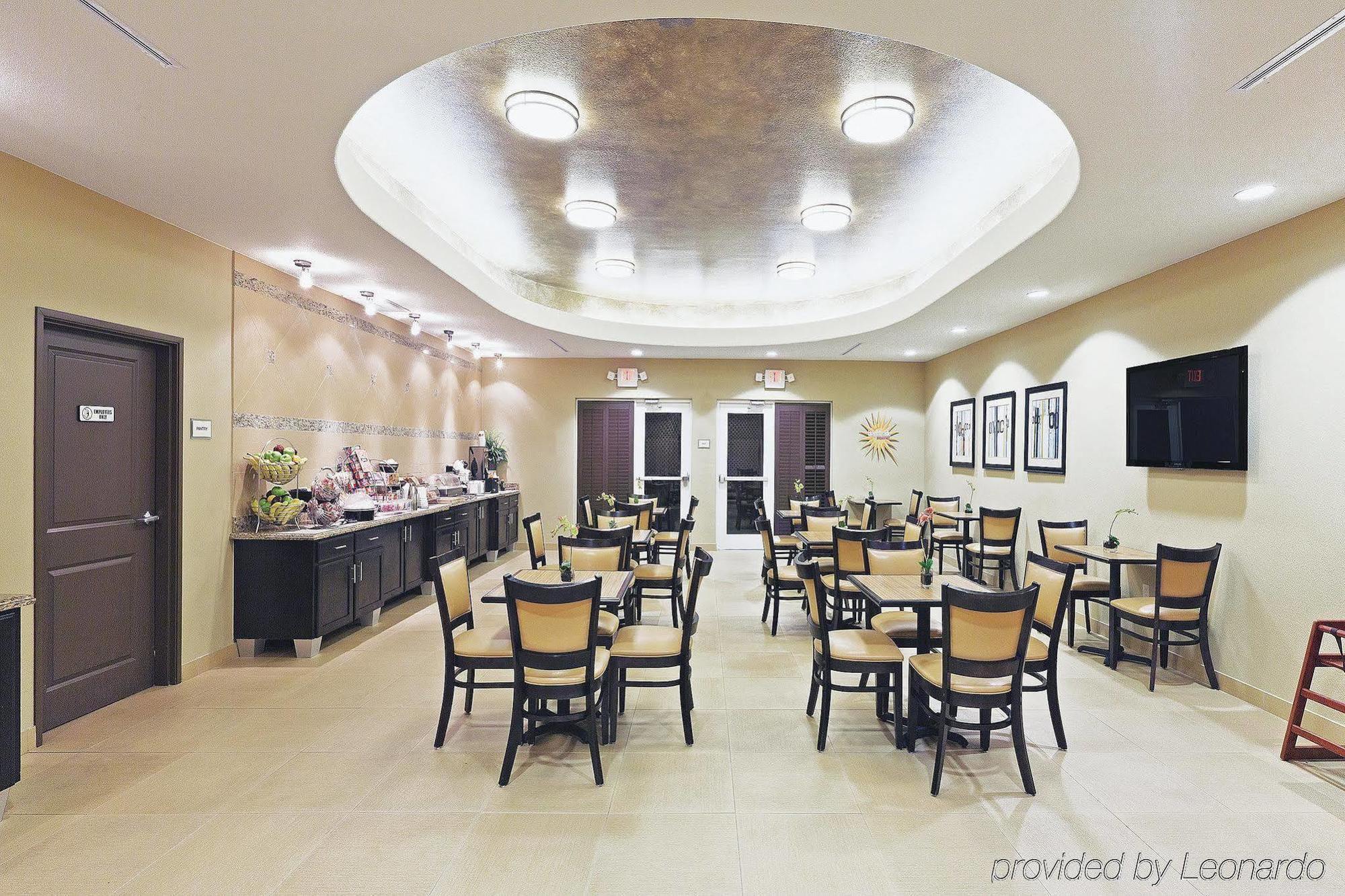 La Quinta By Wyndham Houston Energy Corridor Hotel Restaurant photo